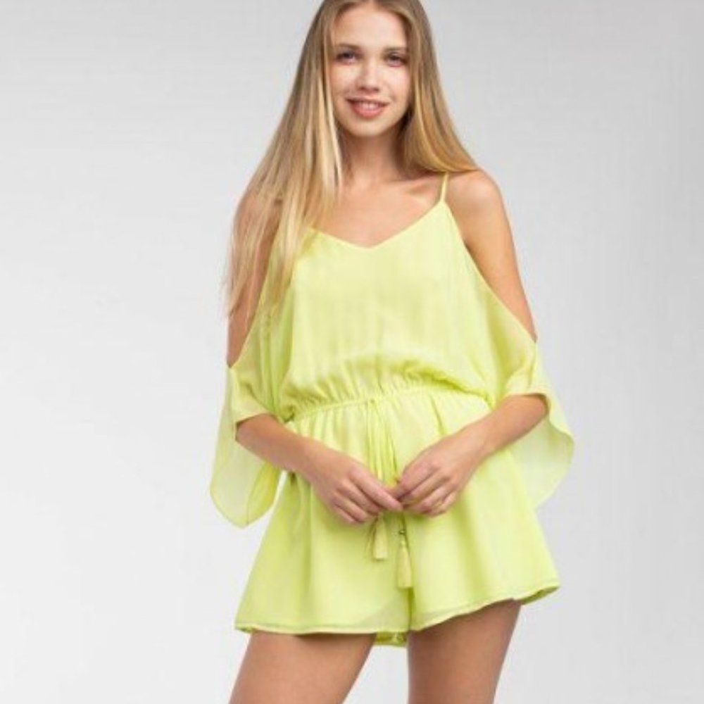 Naked Zebra Tea Green Cold Shoulder Elastic Waist Romper 1104 Small NWTBoutique